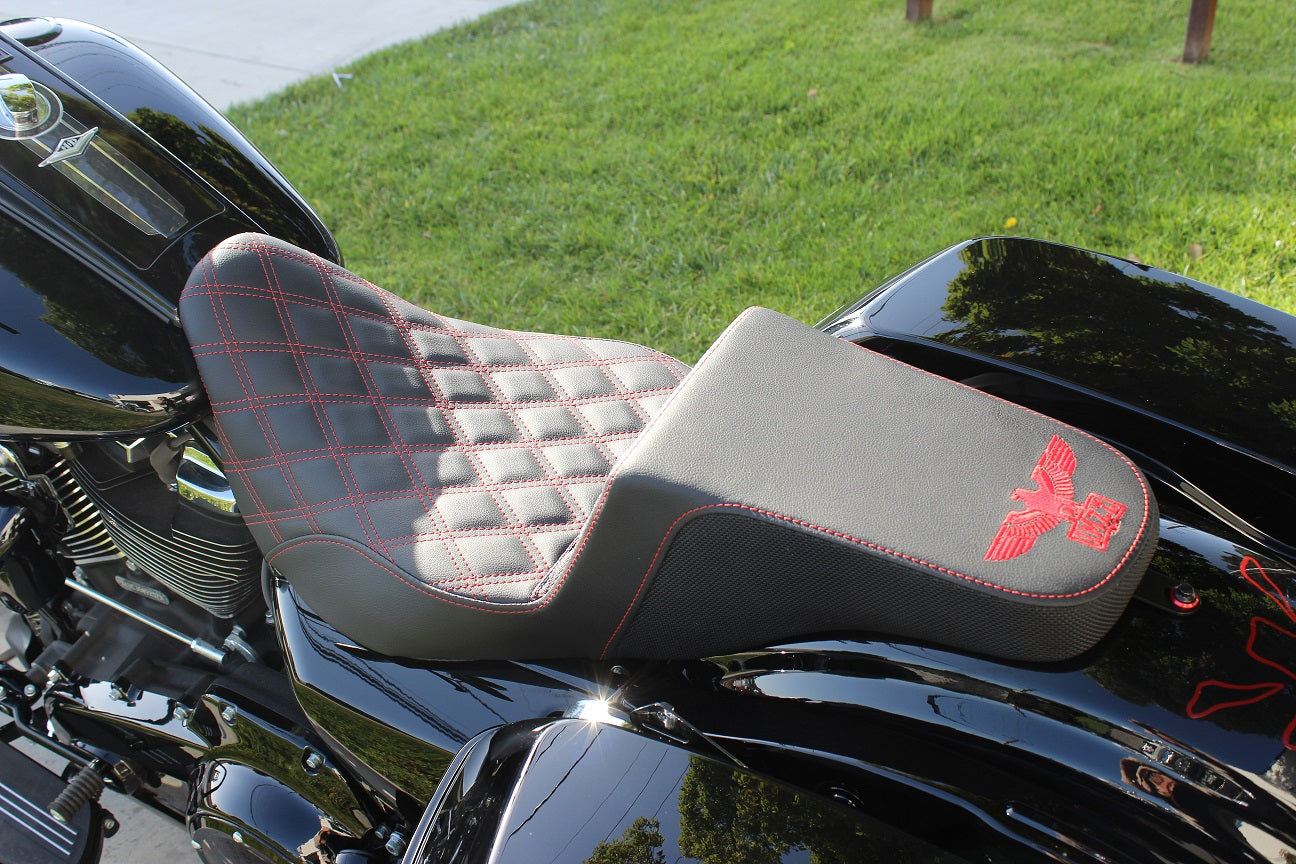 Imzz x Saddlemen Step-Up Seat for Harley Touring (1997-2007