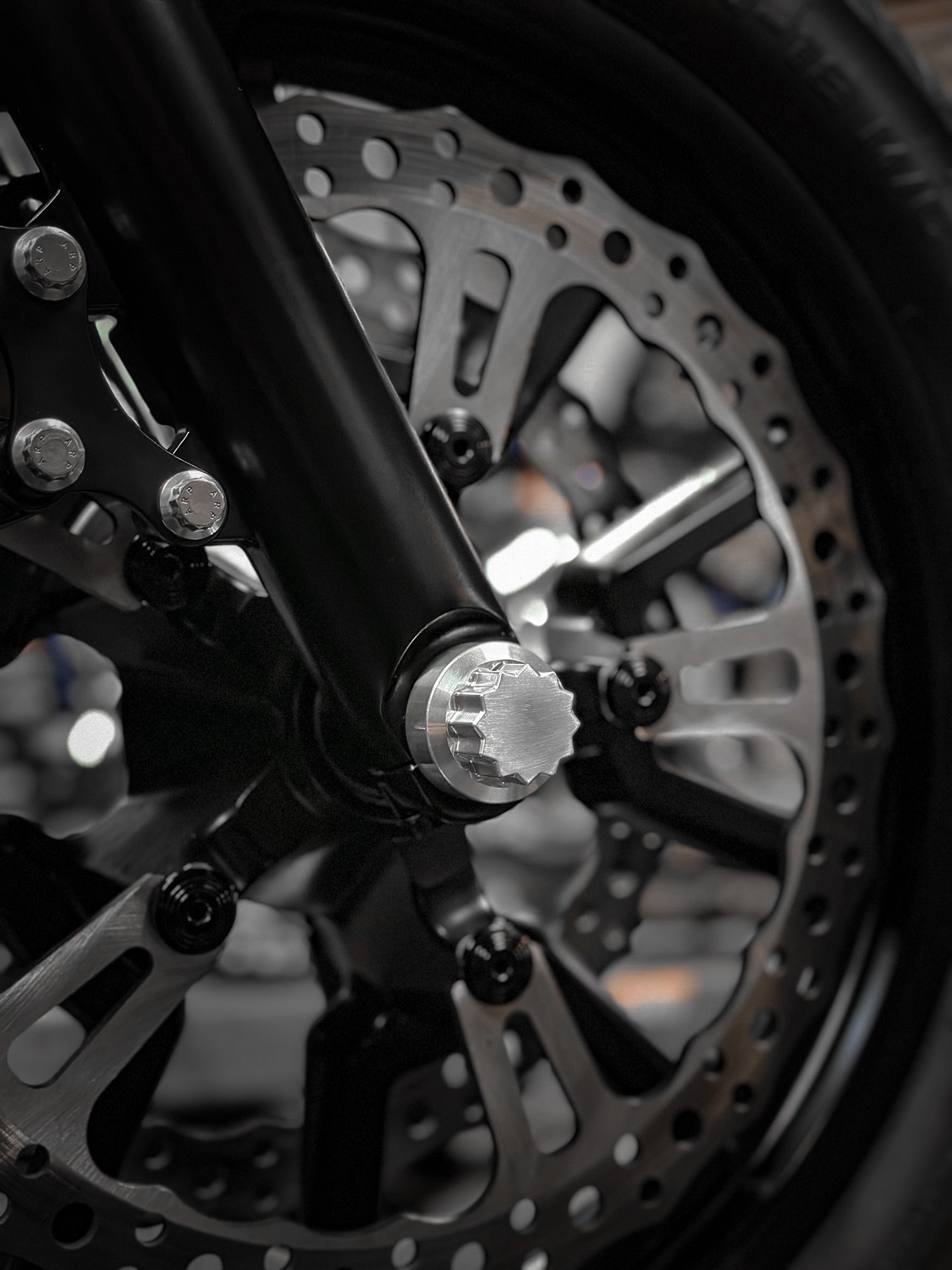 Elite 12-Point Axle Cap Set – Imzz Elite