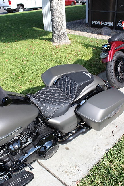 Imzz x Saddlemen Step-Up Seat for Harley Bagger (2008-2022)