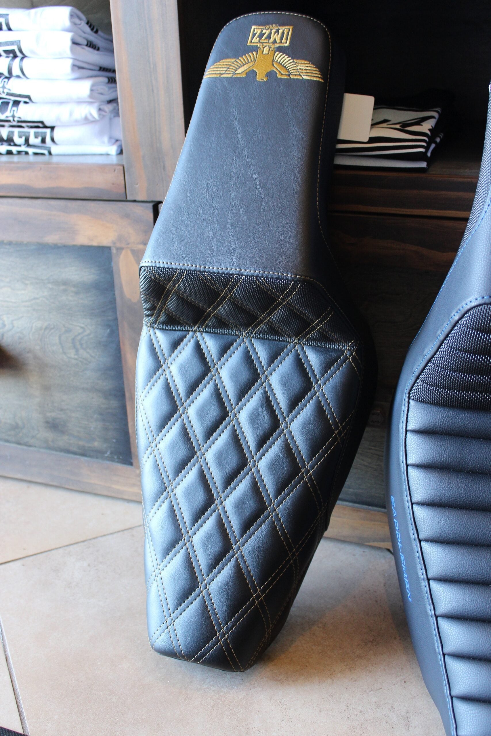 Imzz Elite x Saddlemen Step Up Seat For Sportster