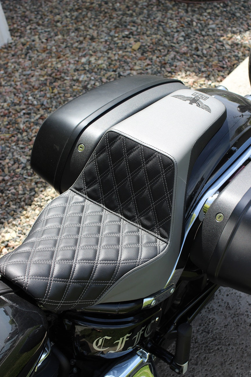 Imzz x Saddlemen Step-Up Seat for M8 Streetbob FXBB/S & Standard FXST
