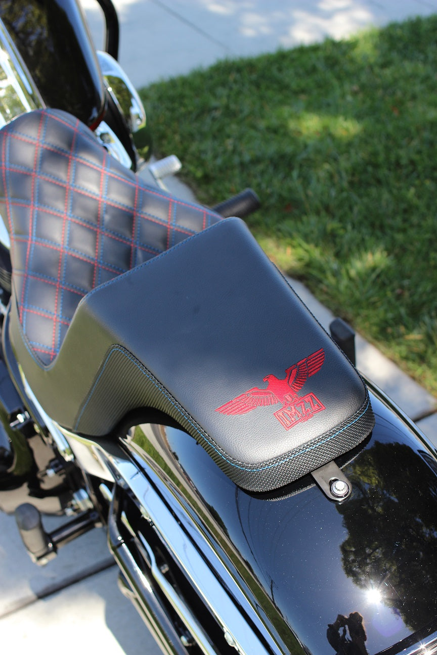 Imzz x Saddlemen Step-Up Seat for M8 Streetbob FXBB/S & Standard FXST