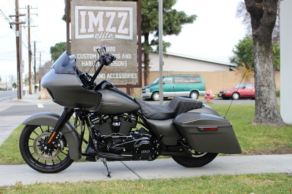 Imzz Elite Dive Bars