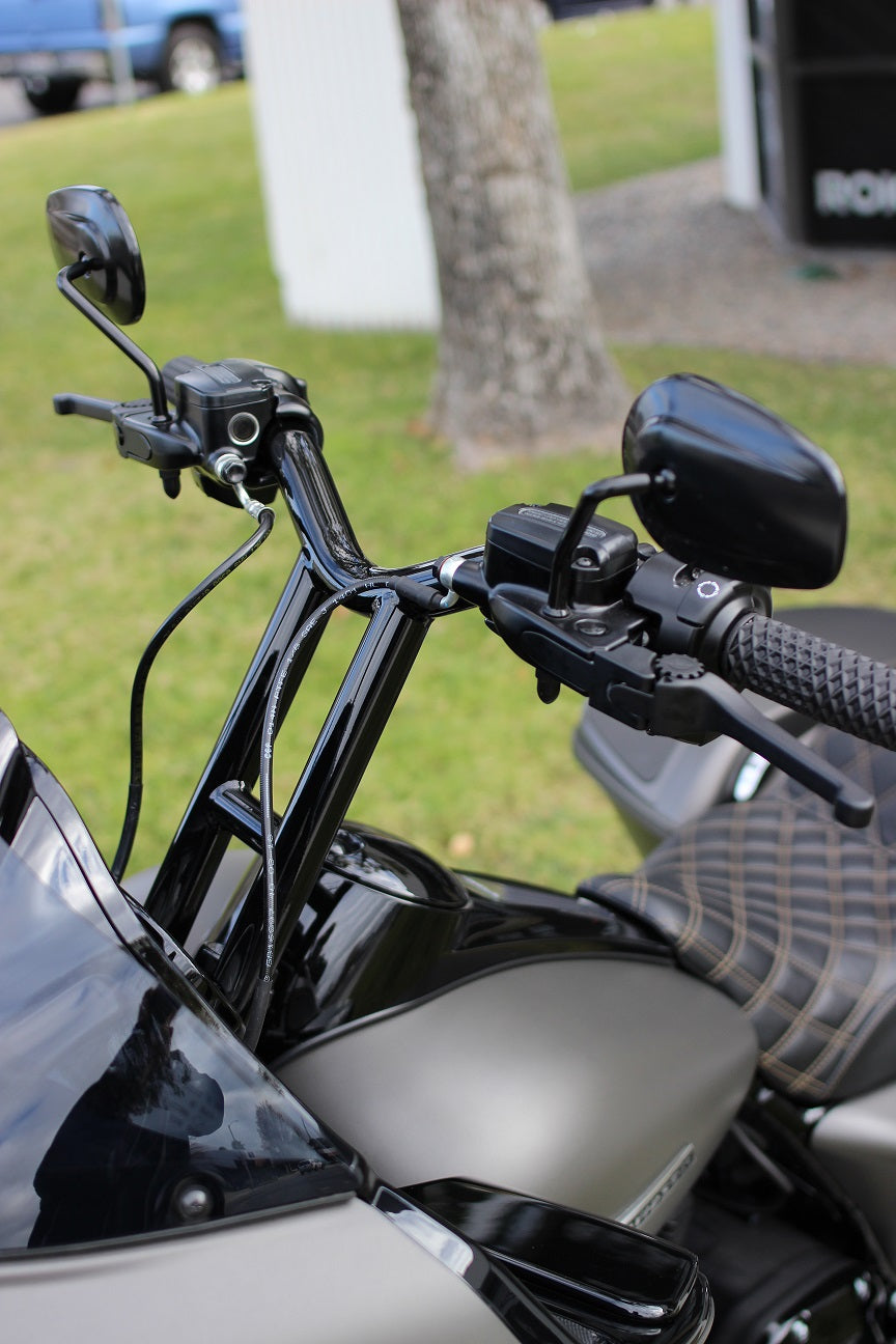 Imzz Elite Dive Bars