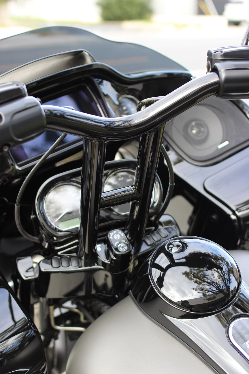 Imzz Elite Dive Bars