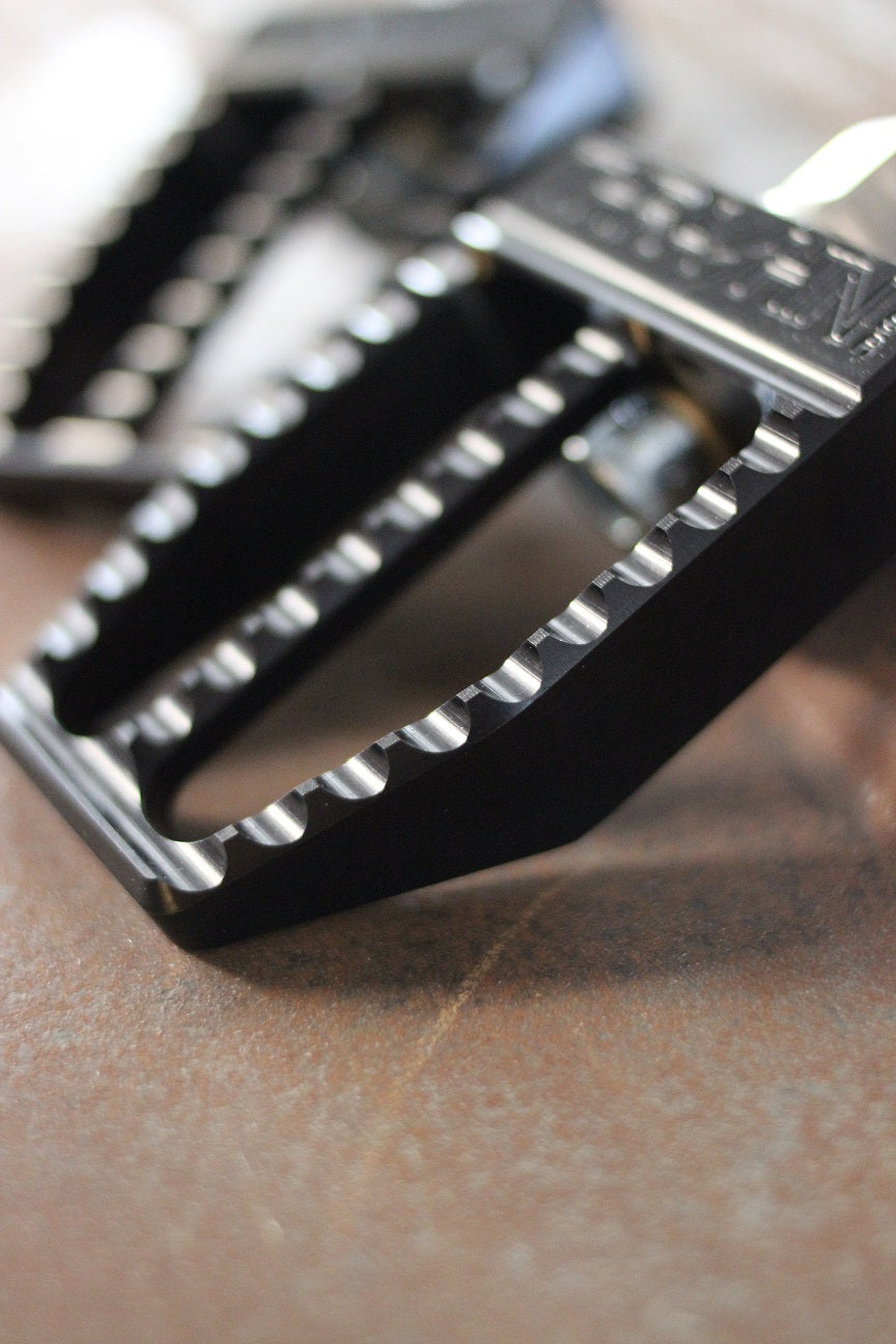 thrashin supply militant footpegs