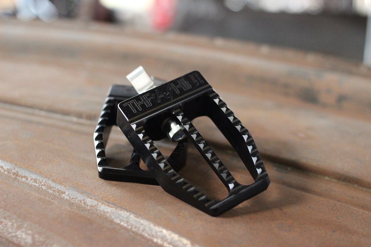 thrashin supply militant footpegs