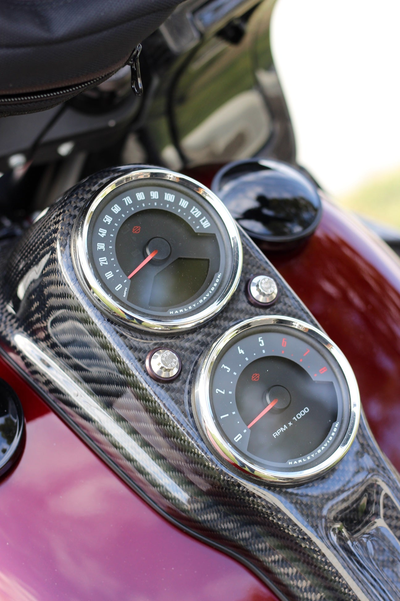 harley softail gas tank bolts