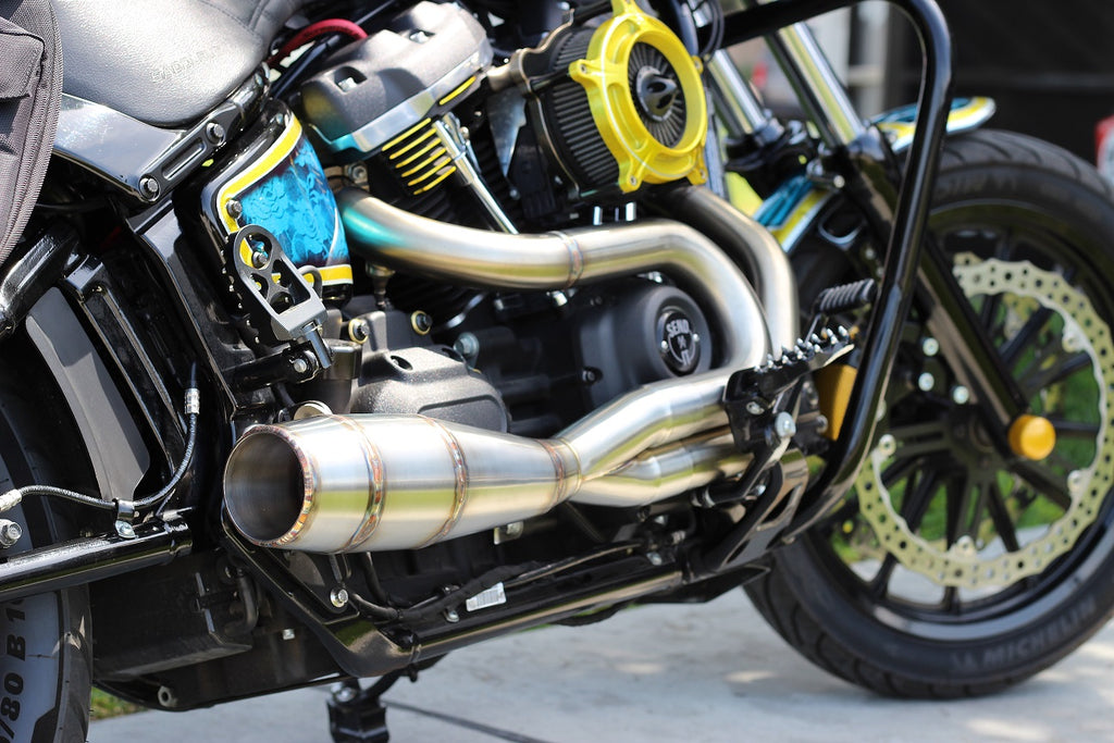 m8 softail exhaust
