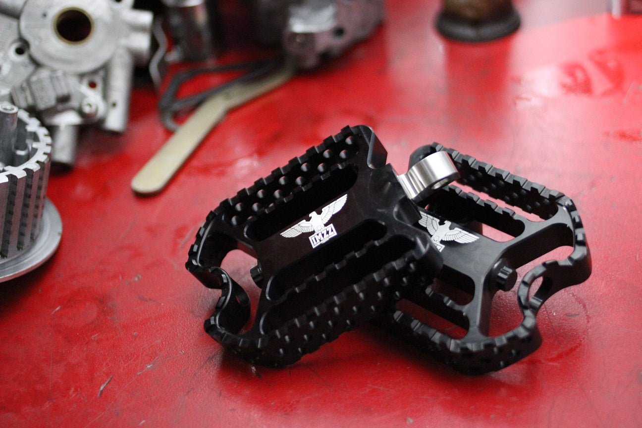 Imzz Elite "Shin Splitter" Mini Floorboards