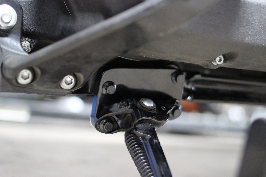 m8 softail +1 kickstand