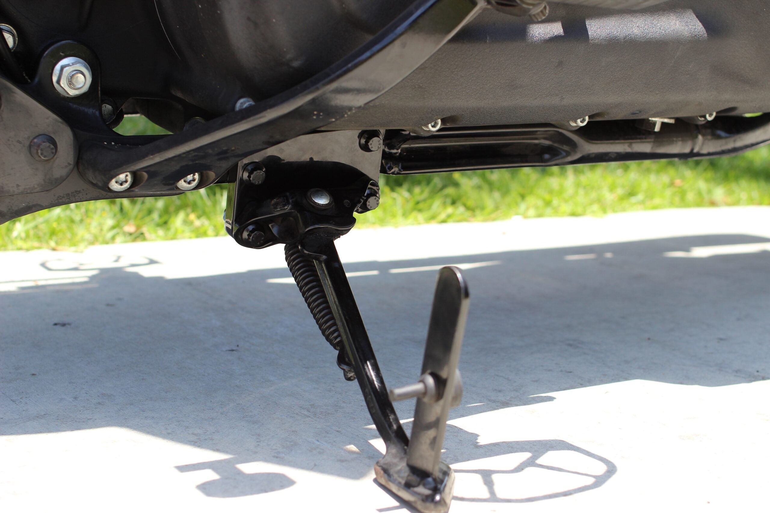 m8 softail +1 kickstand