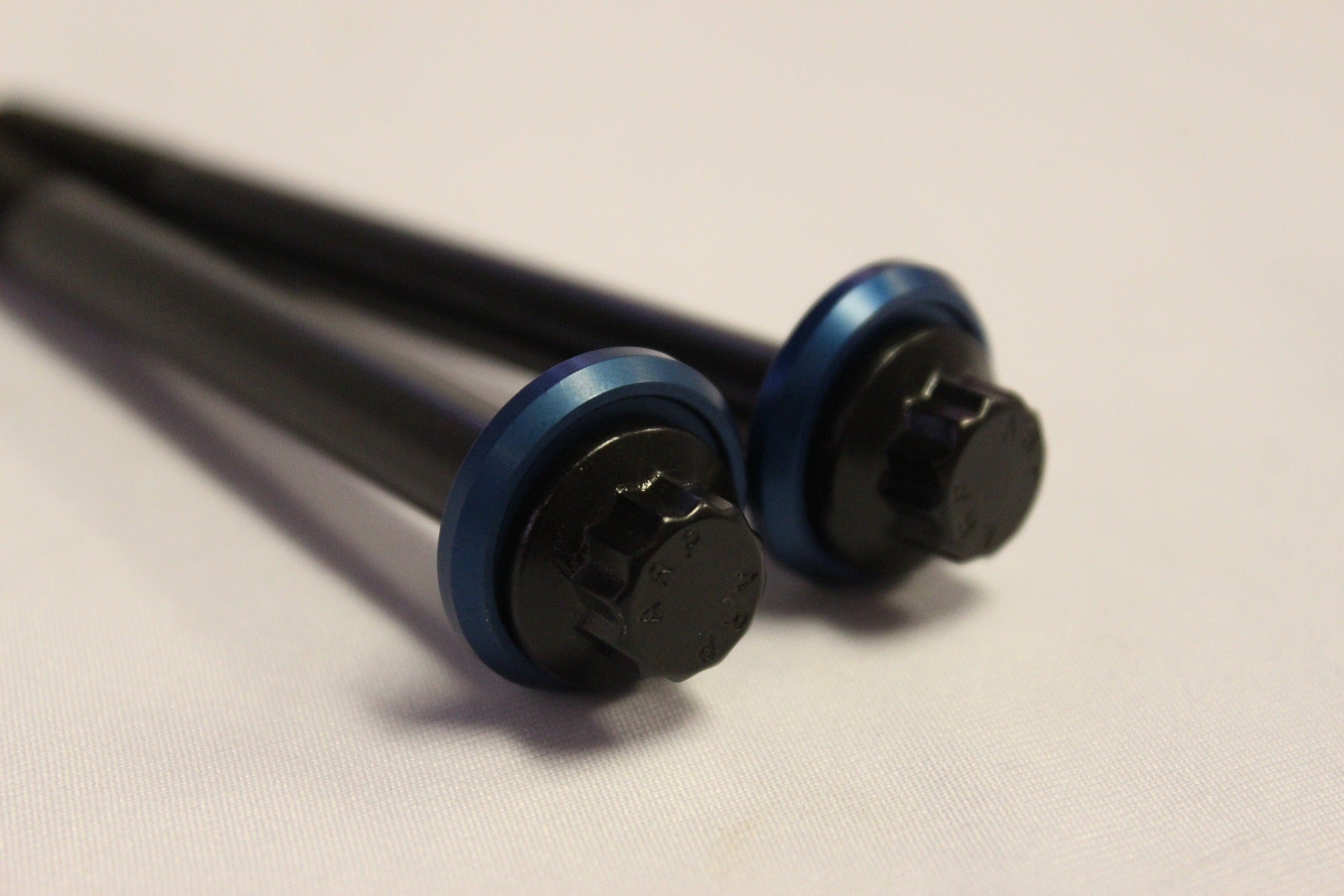 arp hardware for dyna gas tank bolts