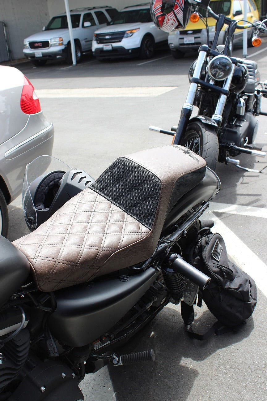 Imzz Elite x Saddlemen Step Up Seat For Sportster