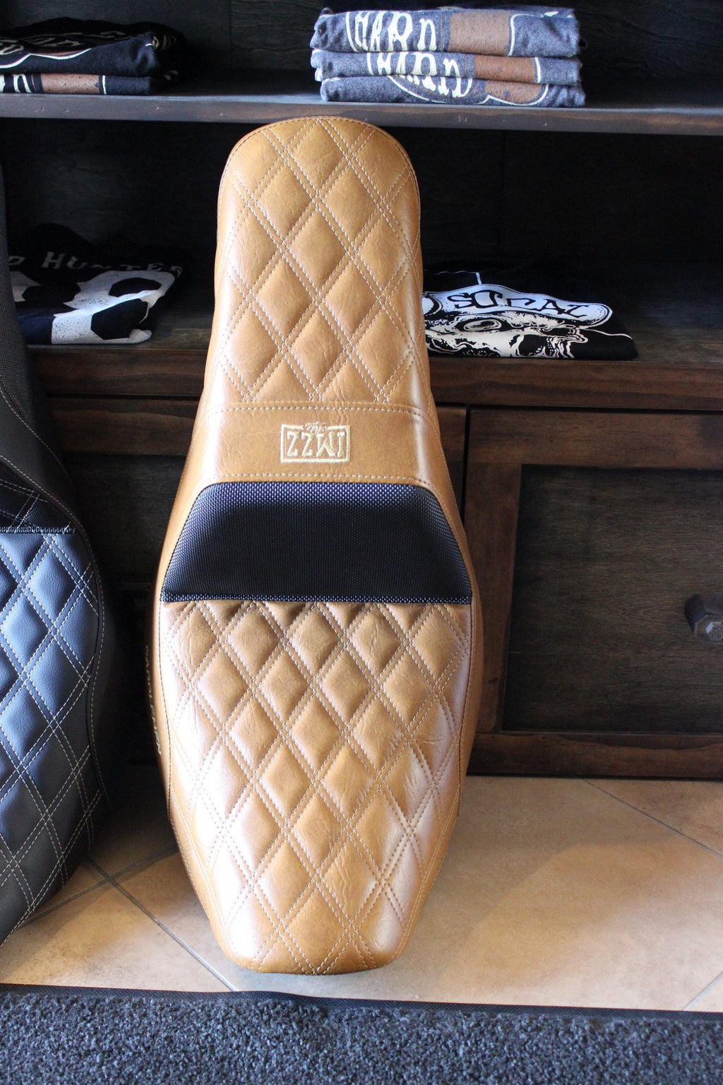 Imzz Elite x Saddlemen Step-Up Seat For 2006-2017 Dyna