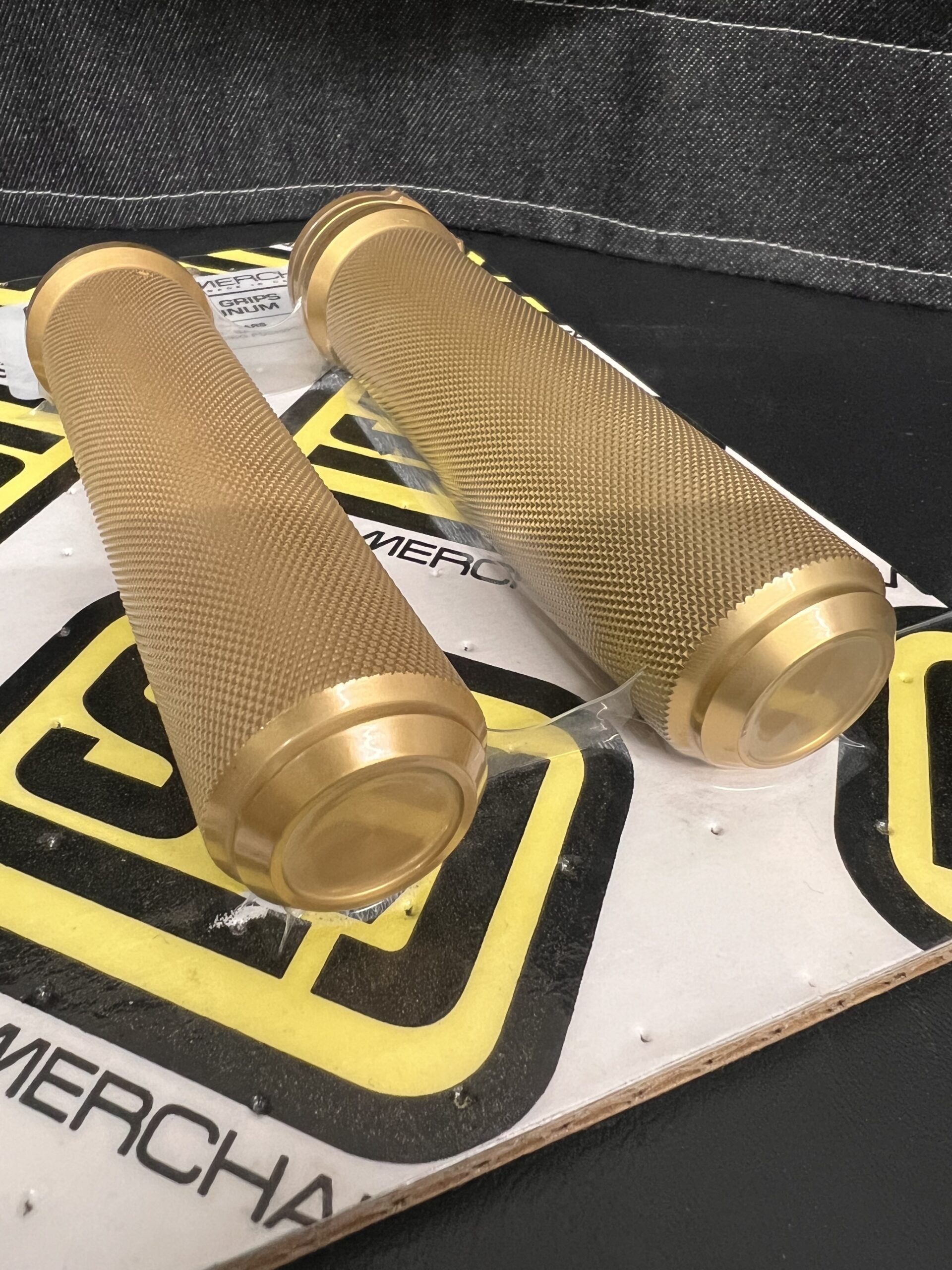 Speed Merchant Speed Grips for Cable Throttle, Gold