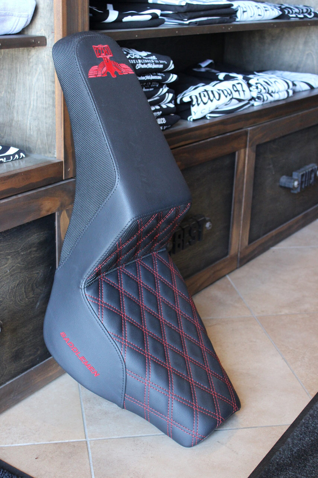 Imzz x Saddlemen Step-Up Seat for M8 Streetbob FXBB/S & Standard FXST