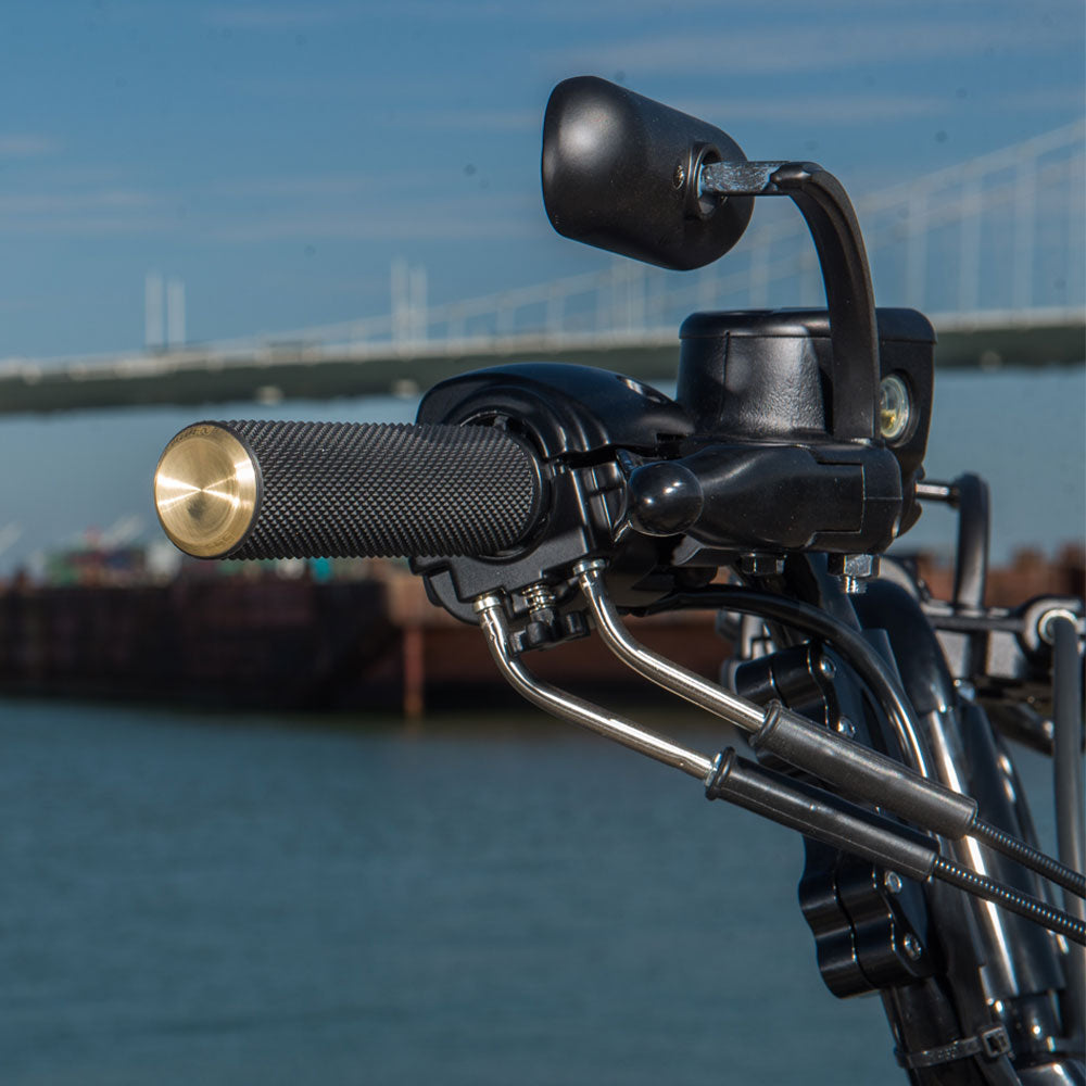 Arlen Ness Knurled Fusion Grips