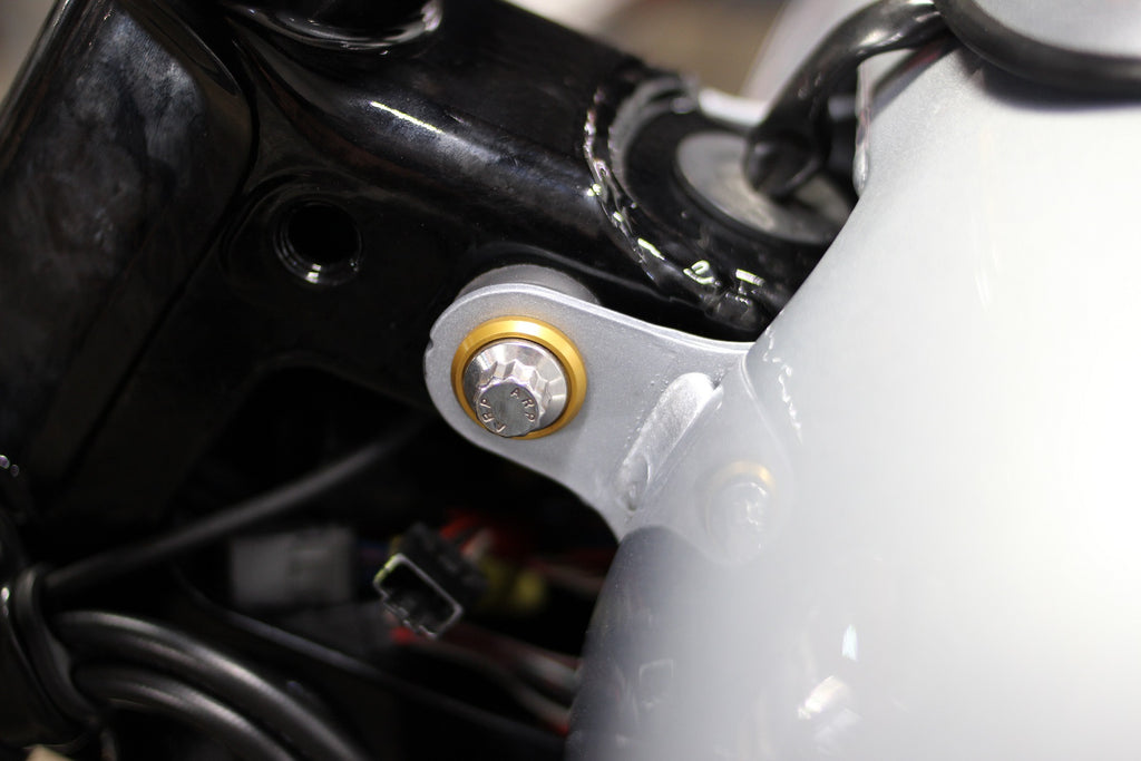 Imzz Elite ARP M8 Softail gas tank bolt kit with bolts nuts and beauty washers