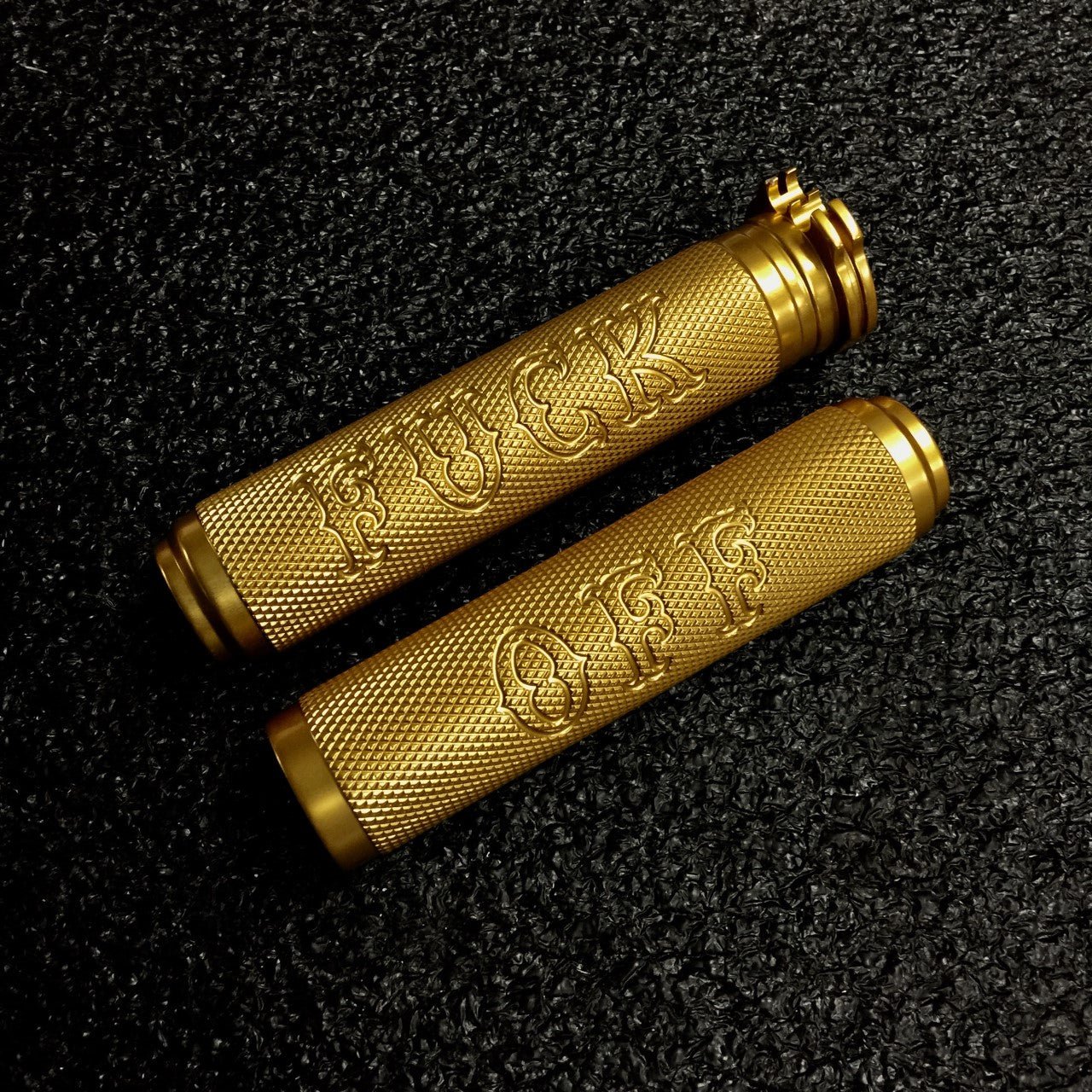 Boosted Brad Knurled Grips