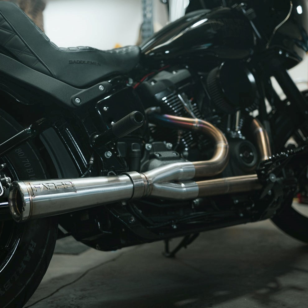 Fab28 M8 Softail Exhaust