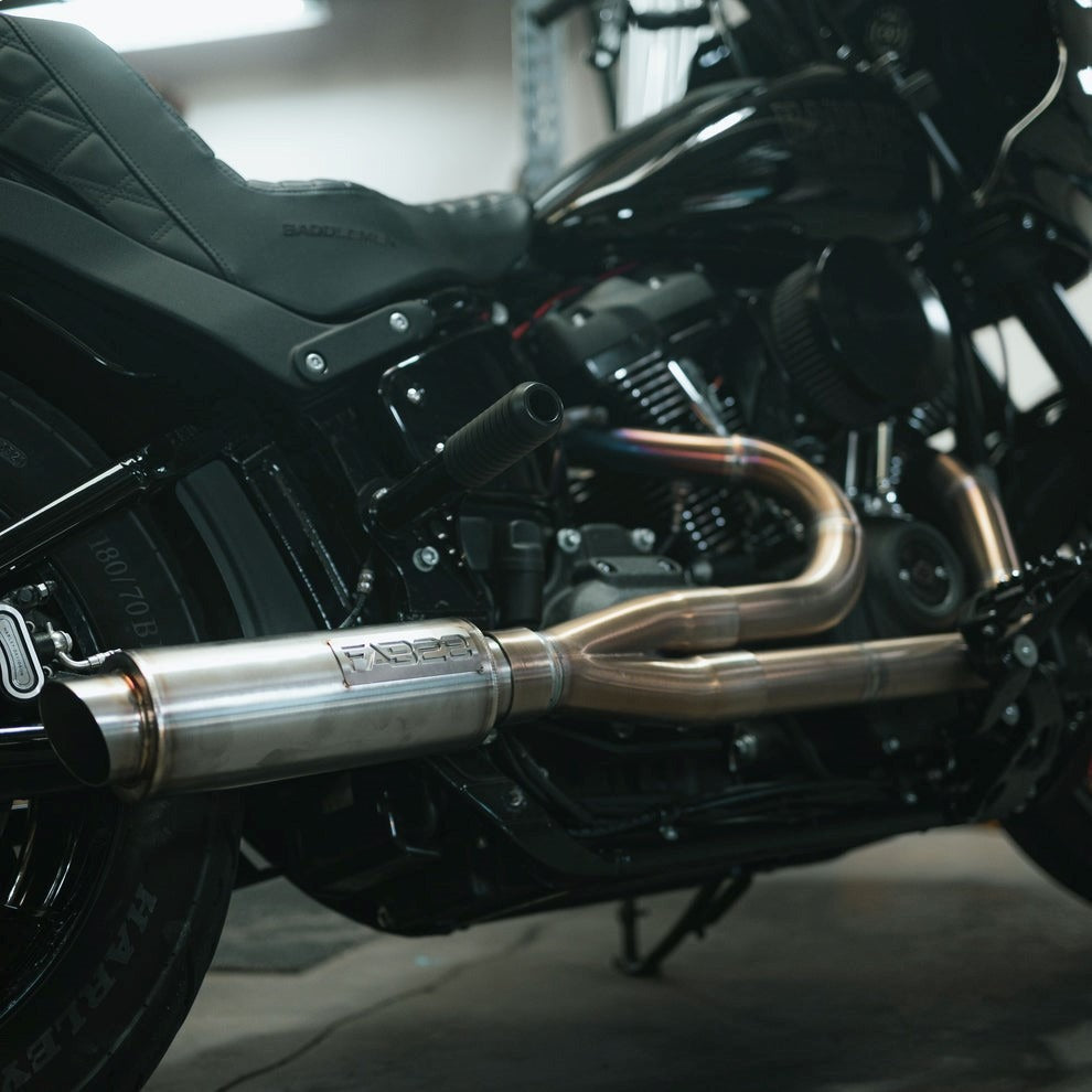 Fab28 M8 Softail Exhaust