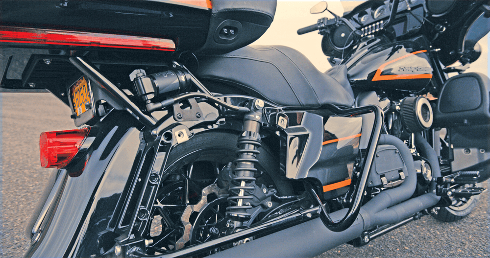 remote reservoir shocks for performance bagger
