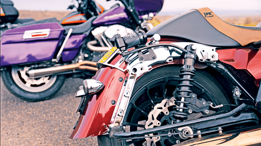 remote reservoir shocks for performance bagger