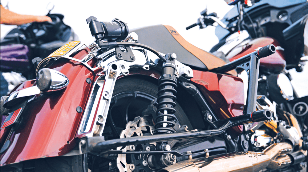remote reservoir shocks for performance bagger