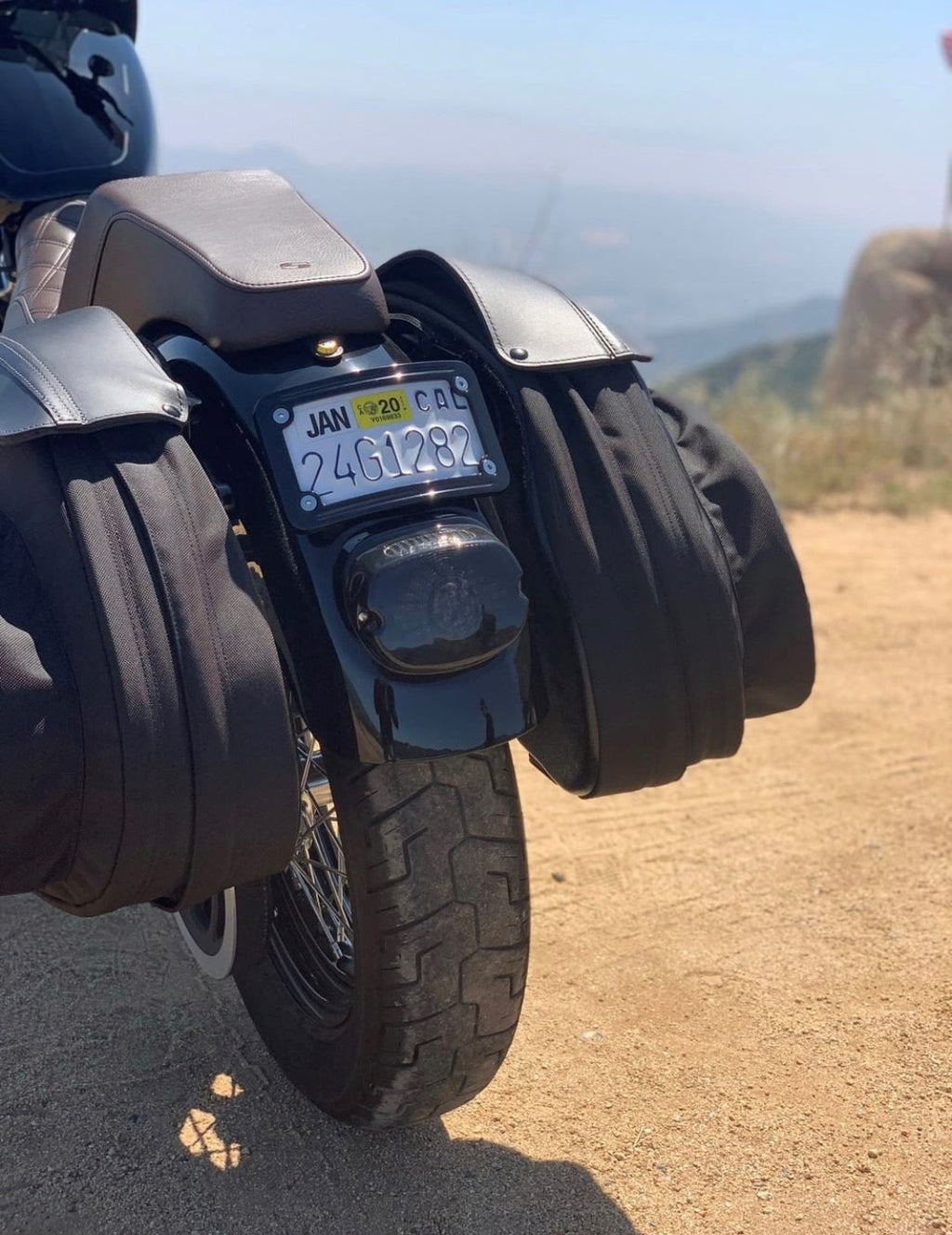 Imzz Elite M8 Softail StreetBob Full Rear Fender Conversion