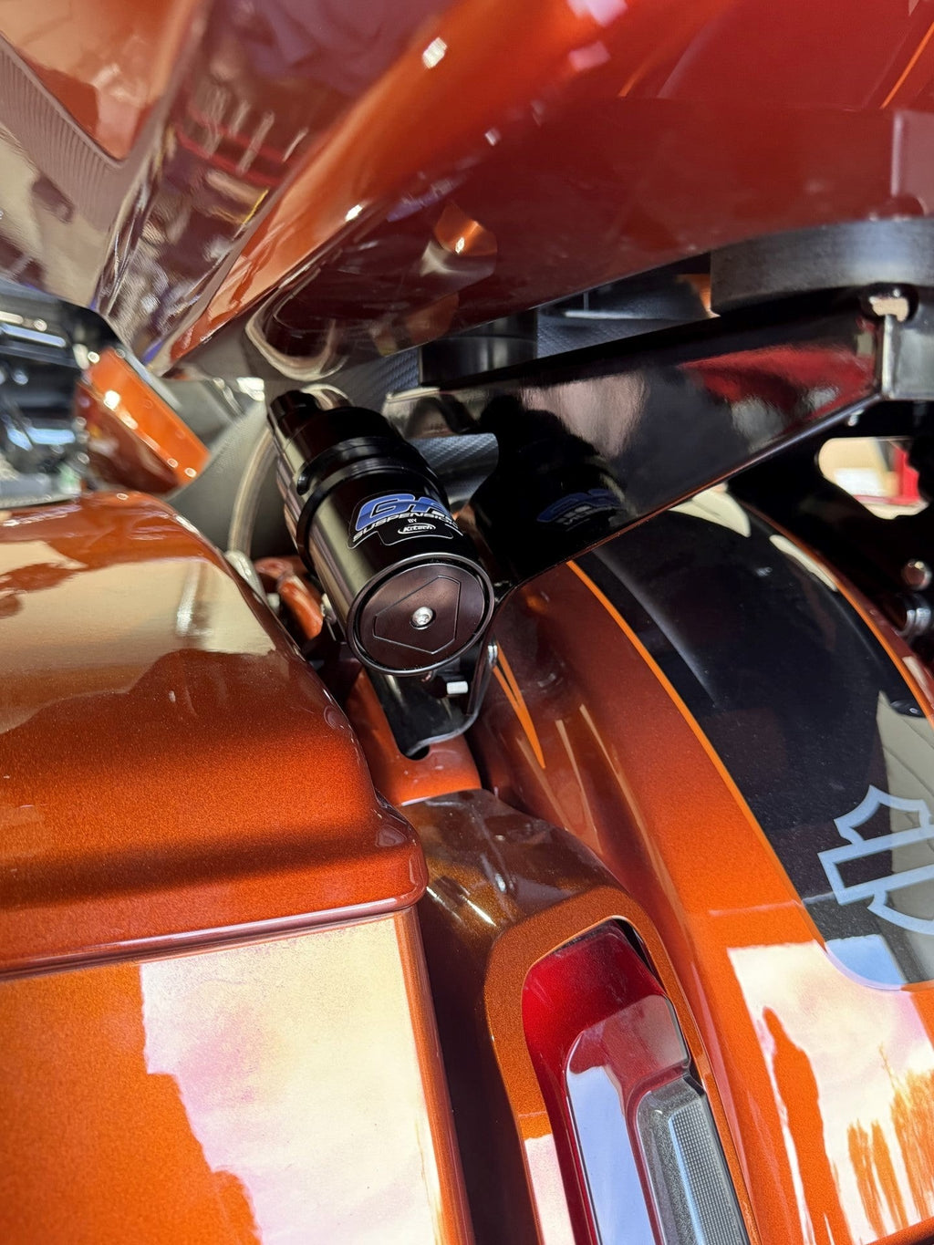 performance bagger shock reservoir mount