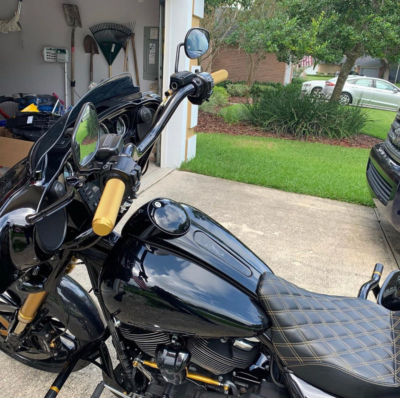 Imzz x Saddlemen Step-Up Seat for Harley Touring (1997-2007)