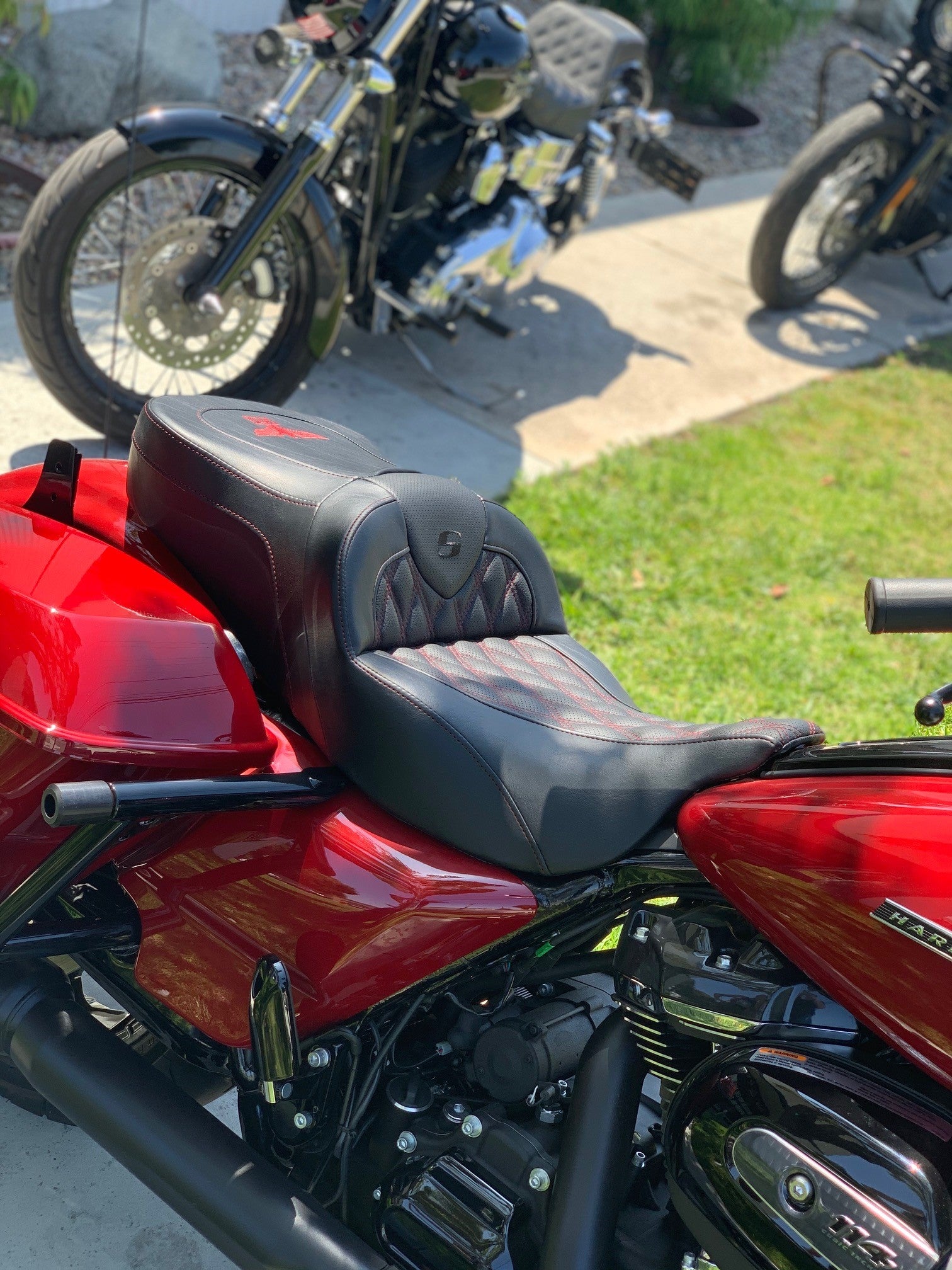 Imzz Elite Signature Saddlemen Road Sofa for Touring Models