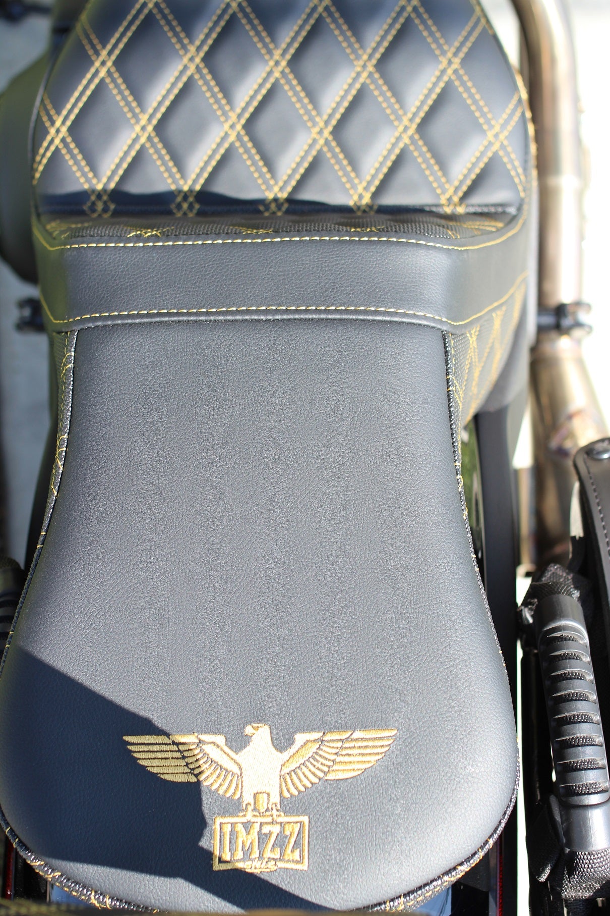 Imzz x Saddlemen TOUR step up seat Harley Road Glide Street Glide