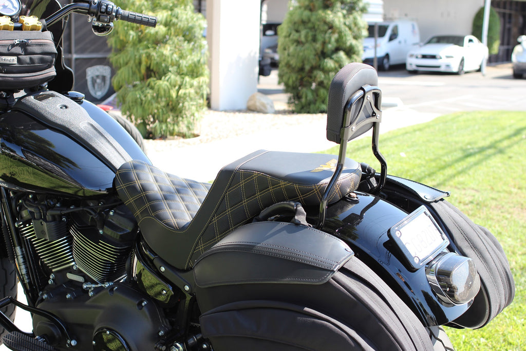 Imzz x Saddlemen TOUR step up seat Harley Road Glide Street Glide