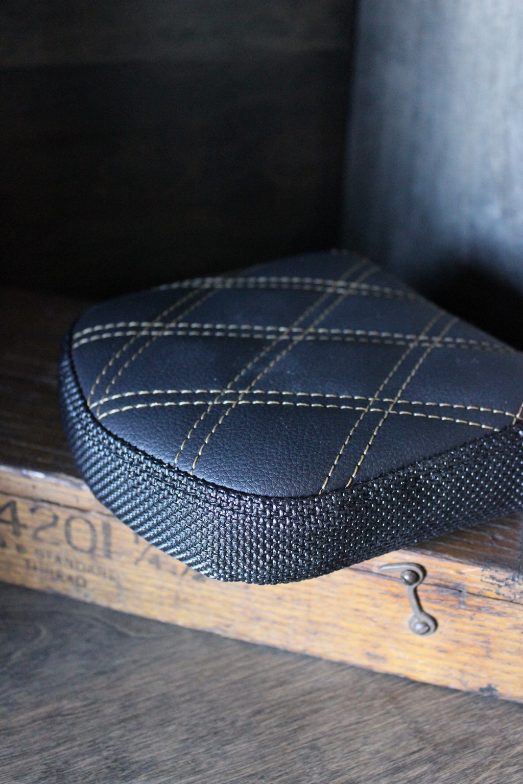 imzz elite custom sissy bar pad