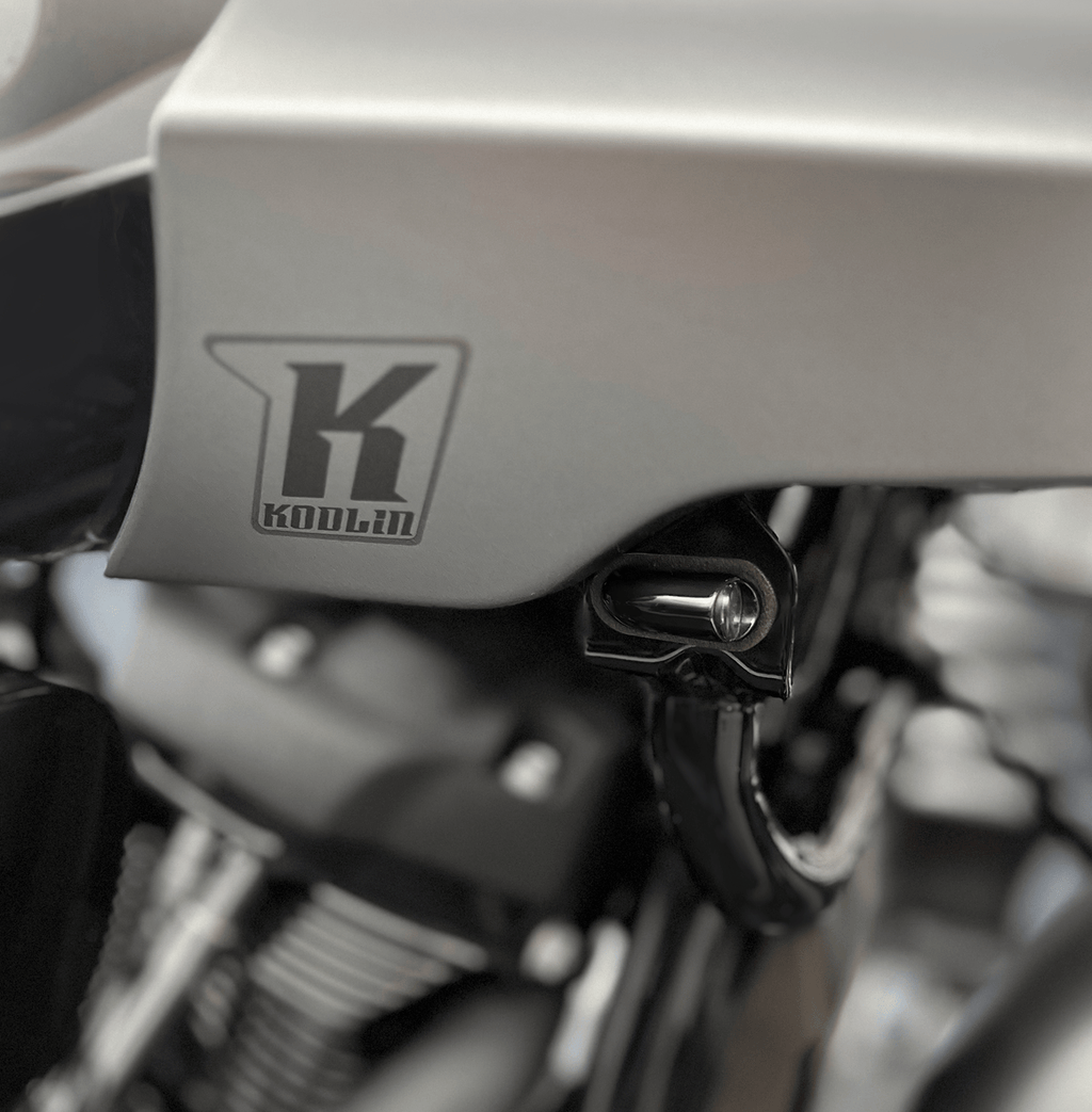 Kodlin Neowise Bullet Smooth 2-1 LED Turn Signal for FXLRST