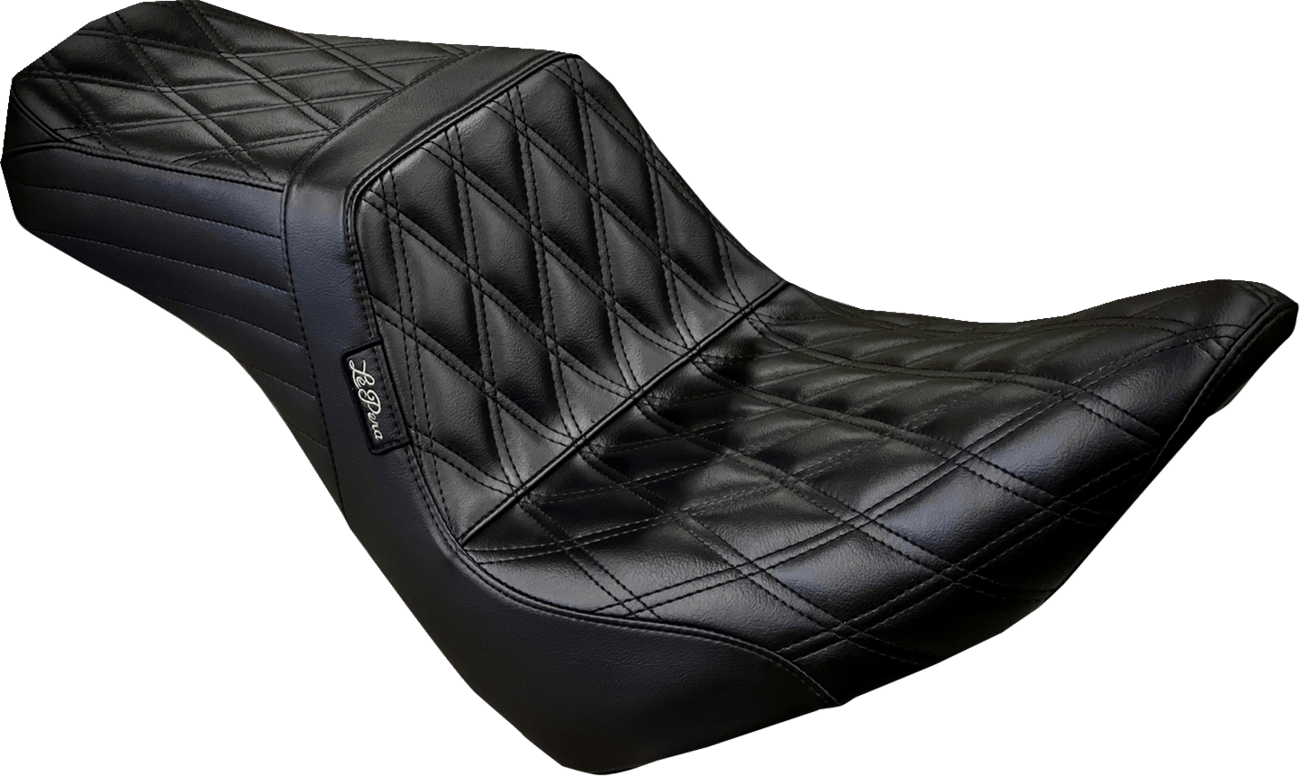Le Pera Tailwhip Seat for M8 Softail – Imzz Elite Le Pera Tailwhip Seat for M8 Softail – Imzz Elite