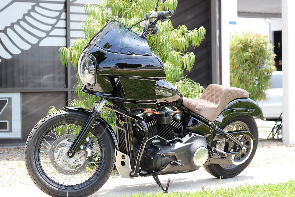 RWD FXRT fairing installed on Harley performance build