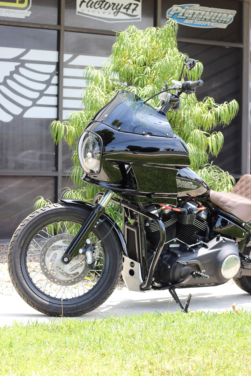 RWD FXRT fairing installed on Harley performance build