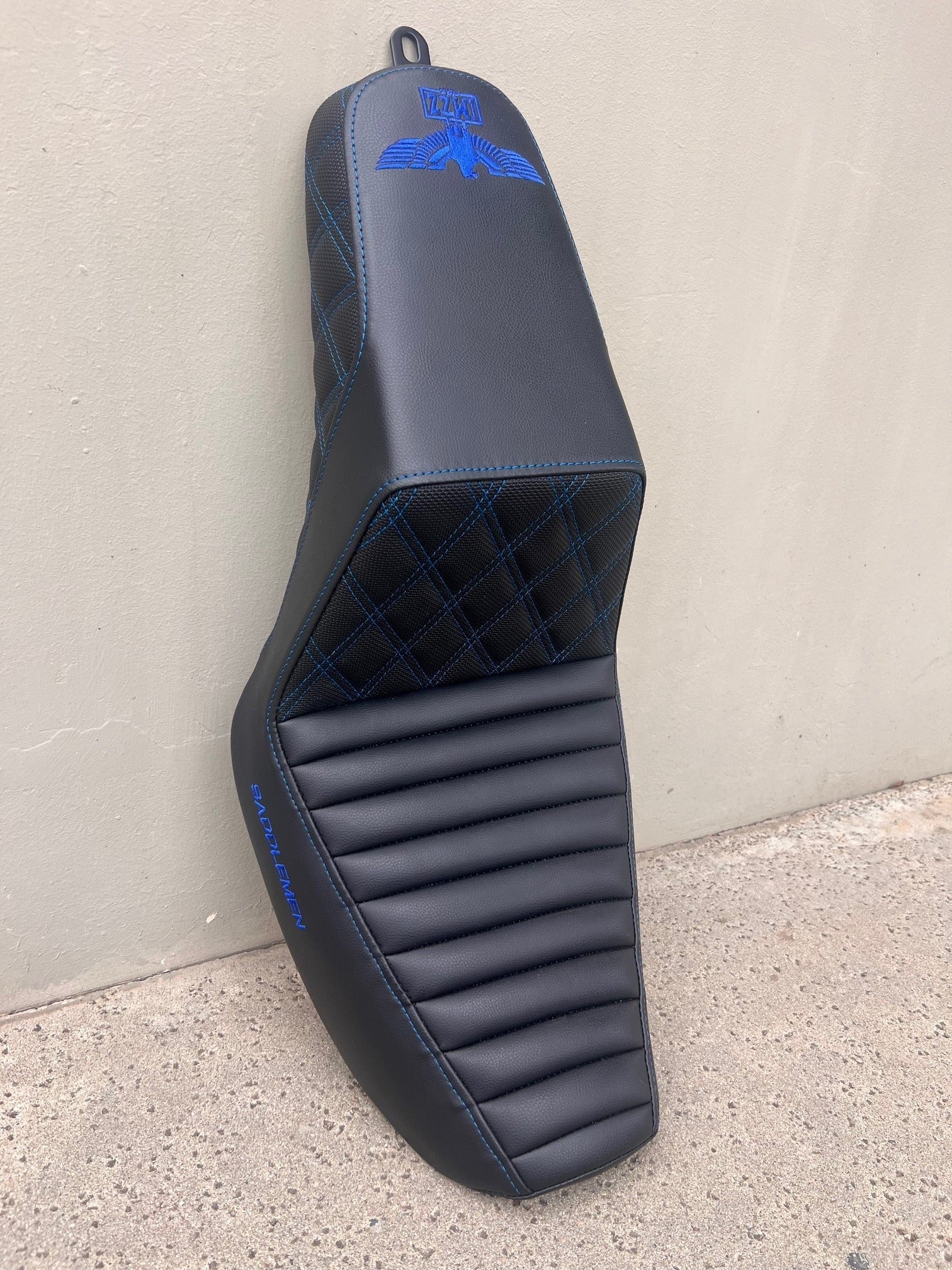 Imzz x Saddlemen Step-Up Seat For 2004-2005 Dyna