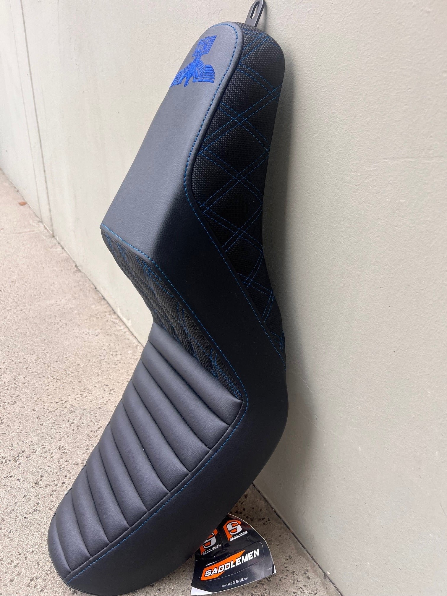 Imzz x Saddlemen Step-Up Seat For 2004-2005 Dyna