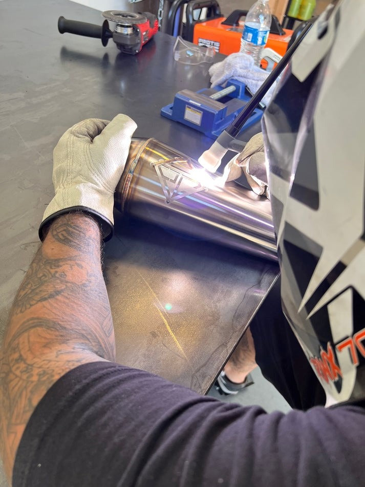 performance exhaust for m8 softail