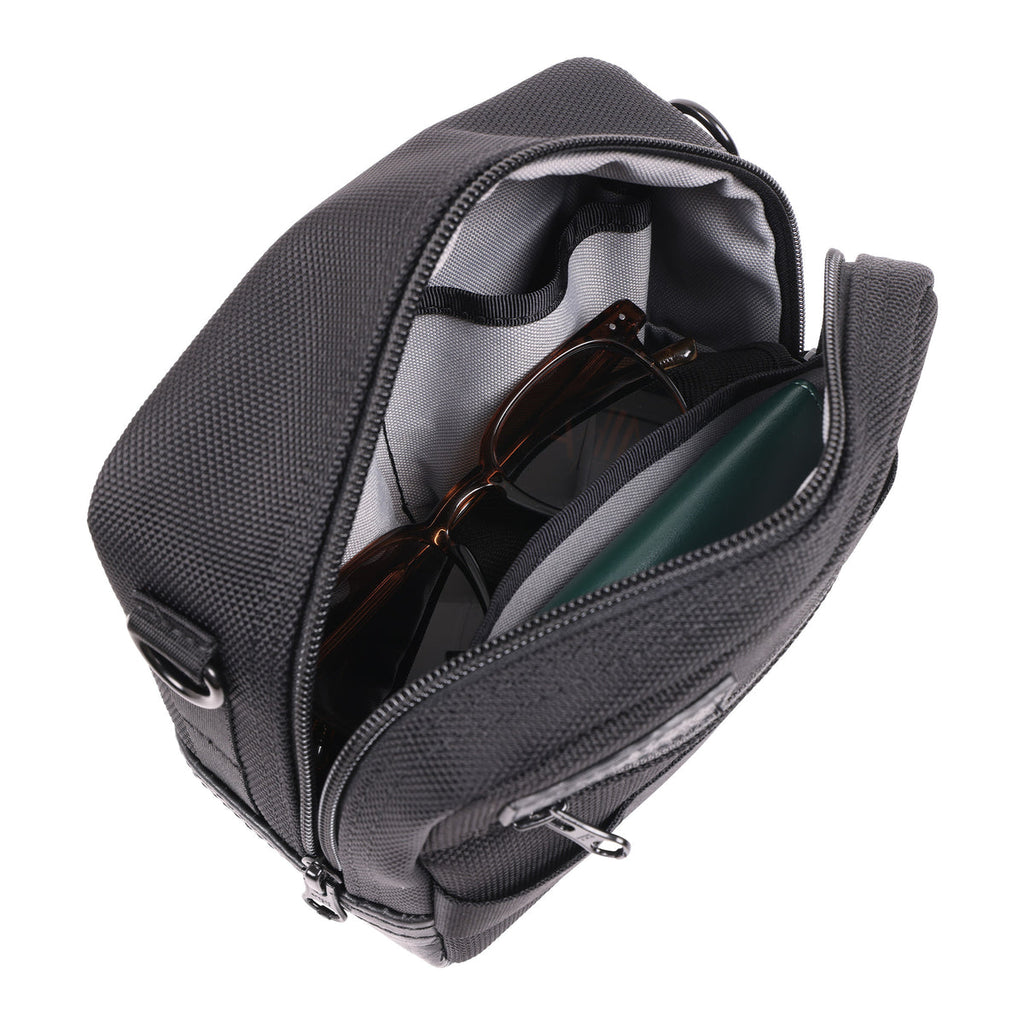 Thrashin Supply crossbody handlebar bag mounted on Harley risers