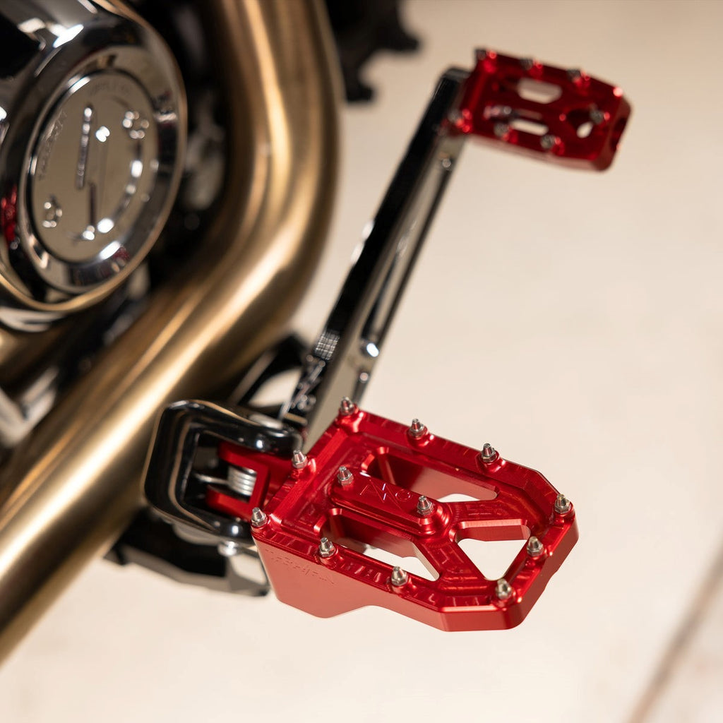 Thrashin Supply Aggressor Footpegs