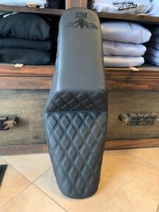 harley custom seat for dyna 96-03 dyna seat