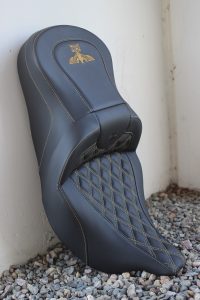 saddlemen road sofa