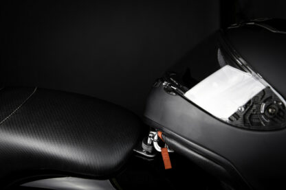 Santoro Seat & Helmet Lock - Image 4
