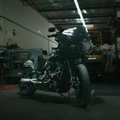 Fab28 M8 Softail Exhaust - Image 6