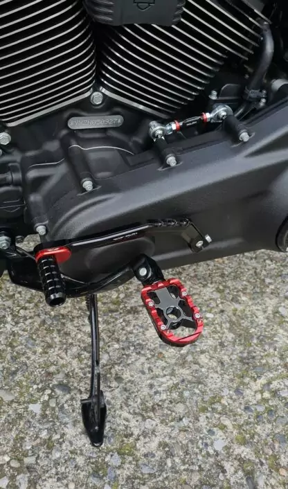 Rebuffini Wheelie Brake & Shift levers for M8 Softail - Image 10